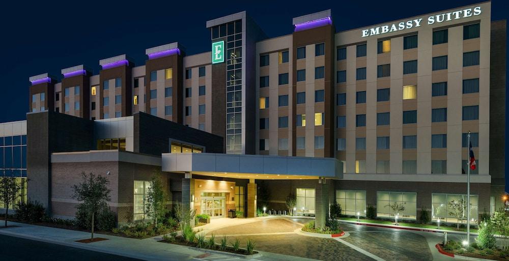 Embassy Suites By Hilton College Station Eksteriør billede