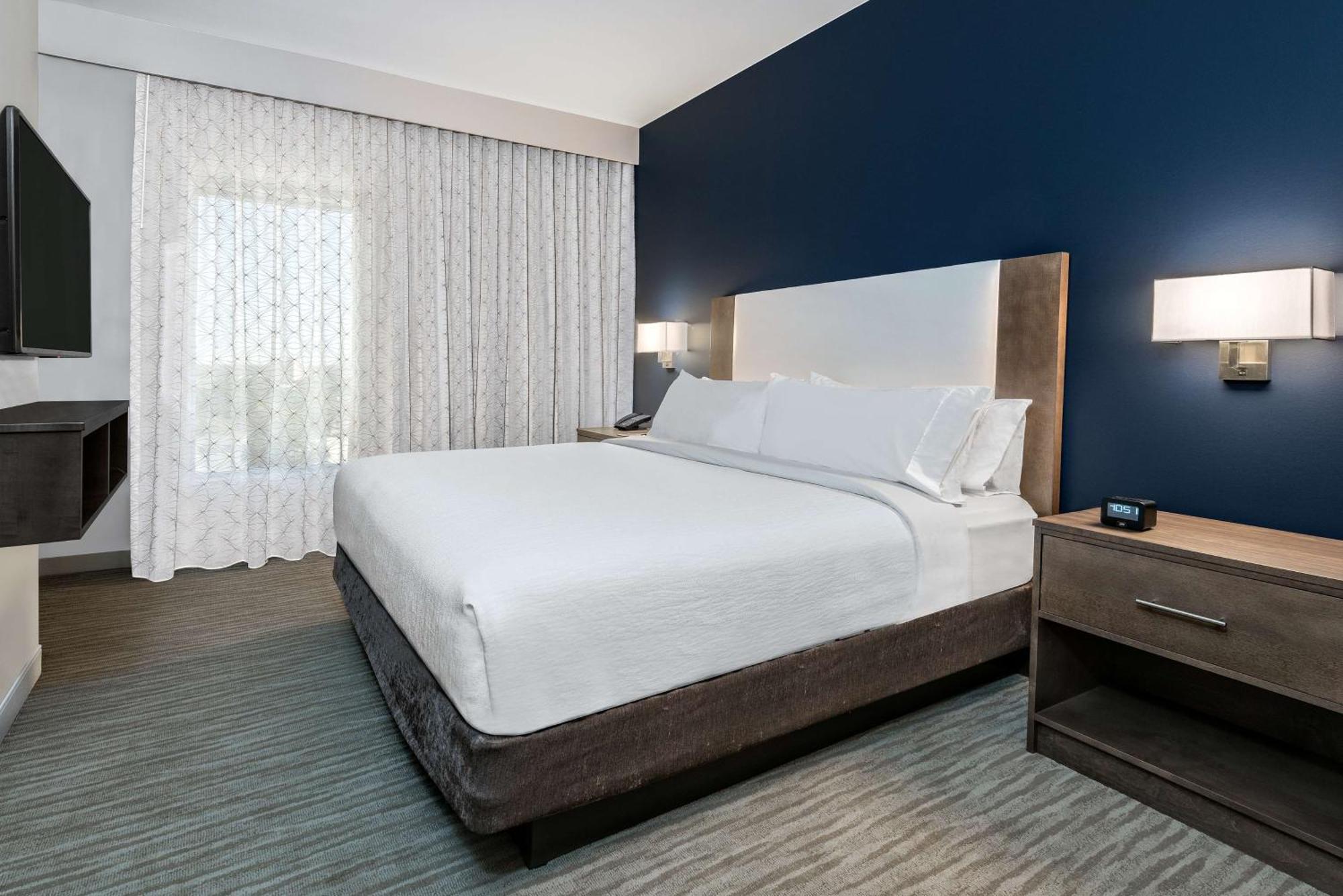 Embassy Suites By Hilton College Station Eksteriør billede