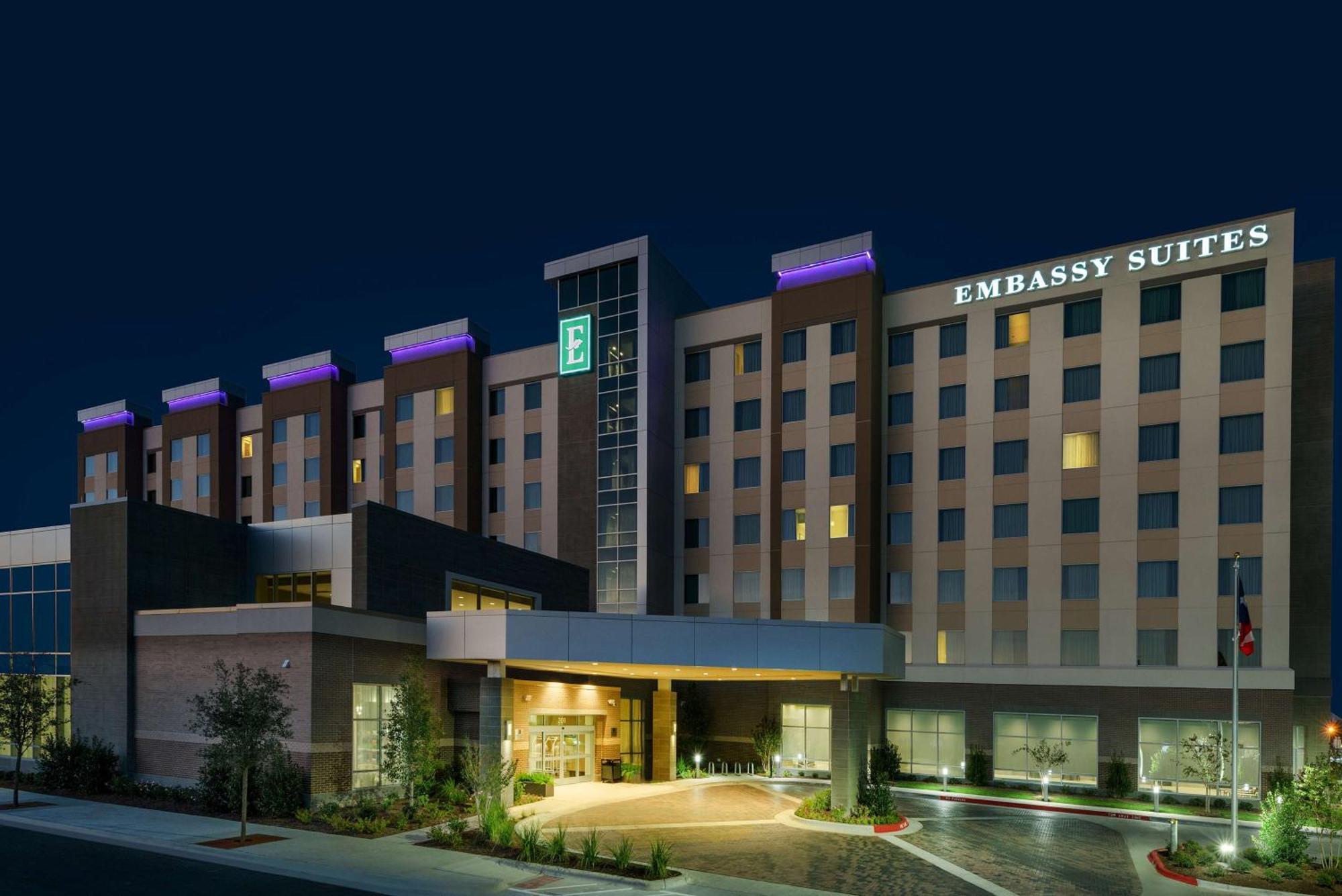 Embassy Suites By Hilton College Station Eksteriør billede