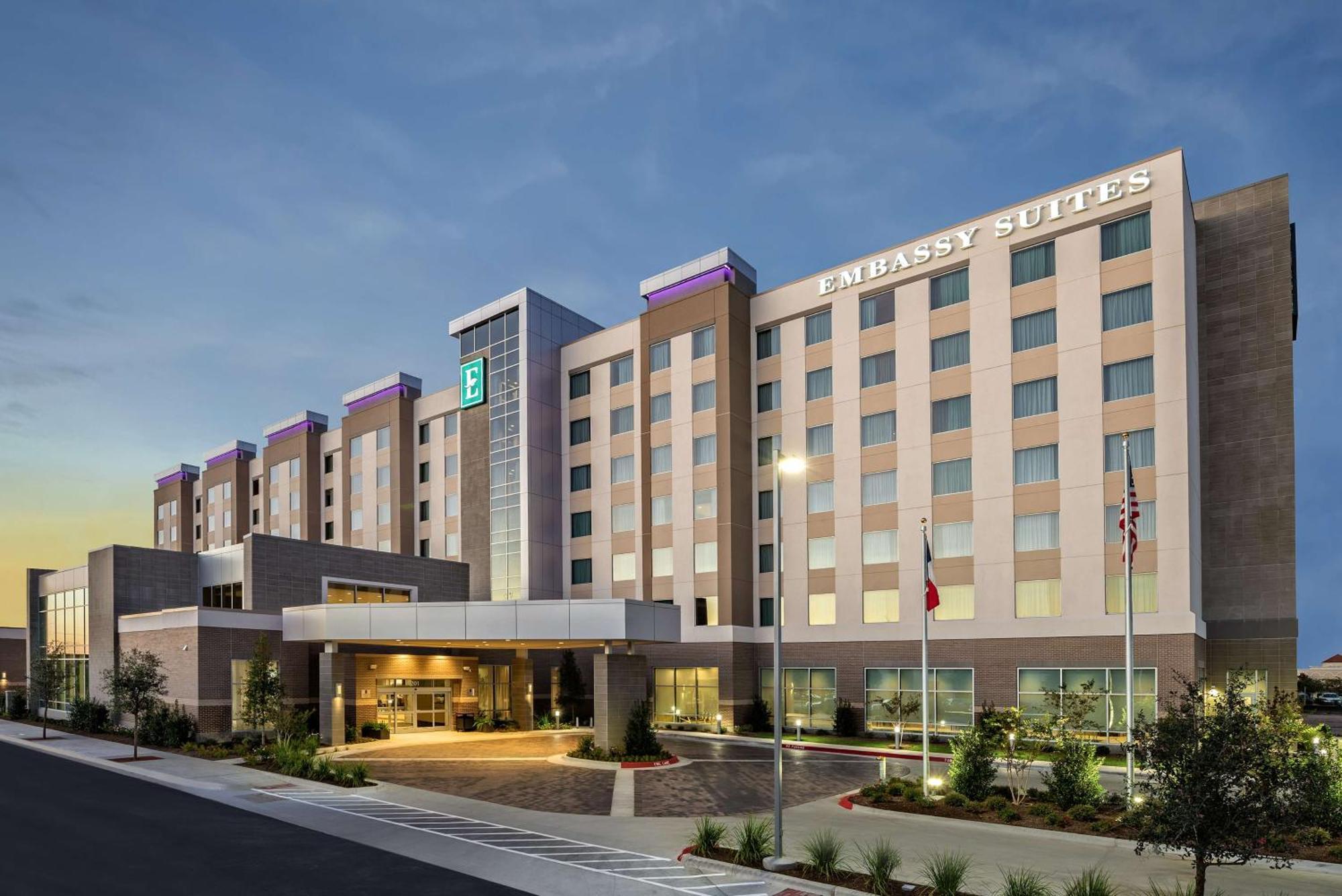 Embassy Suites By Hilton College Station Eksteriør billede